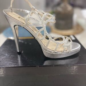 Elegant Silver Platform Strappy Heels